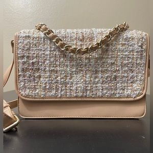 Flap crossbody with chain handle